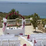 Dionysos Village Aparthotel