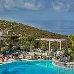 Aparthotel Dionysos Village