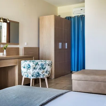 Dionysos Village Apartmanhotel Lászi