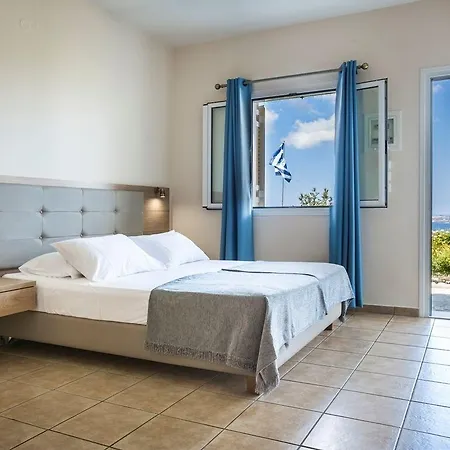 Dionysos Village Lägenhetshotell 4*