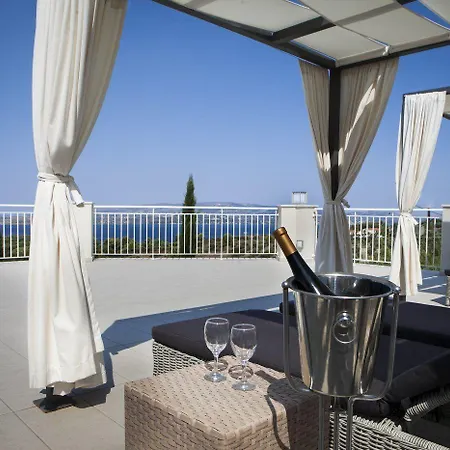 Lägenhetshotell Dionysos Village