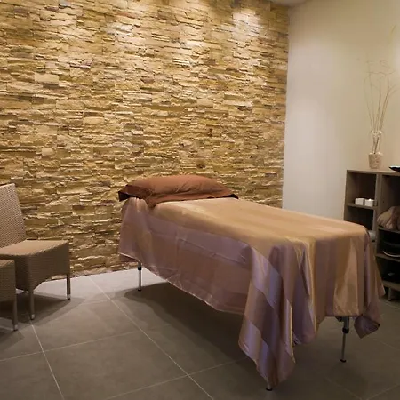 Dionysos Village Hotel apartamentowy