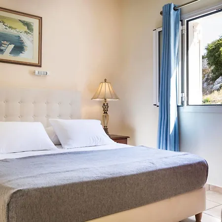 Dionysos Village Hotel apartamentowy 4*