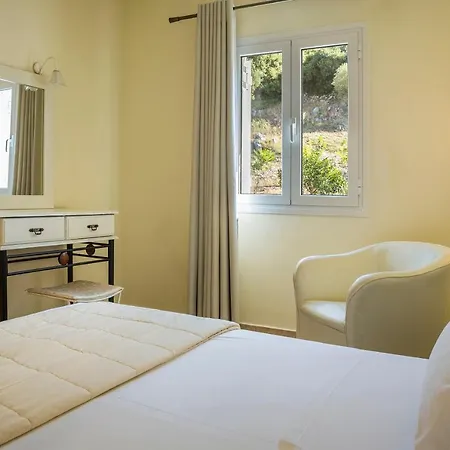Dionysos Village Apartmanhotel 4*