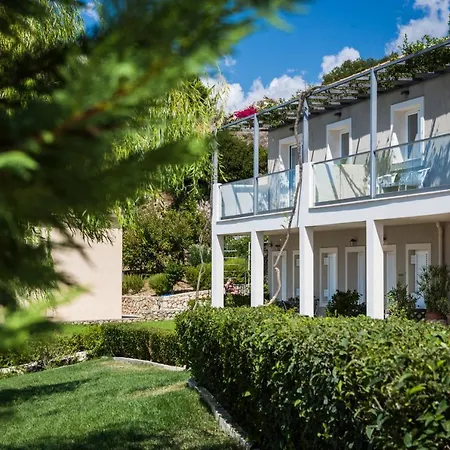 Hotel apartamentowy Dionysos Village 4*
