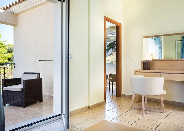 Aparthotel Dionysos Village