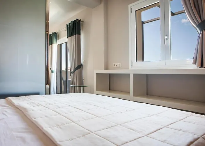 公寓式酒店 狄奥尼索斯度假公寓 拉瑟