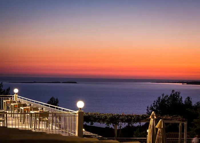 Aparthotel Dionysos Village Lassi (Kefalonia)