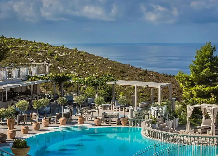 Aparthotel Dionysos Village