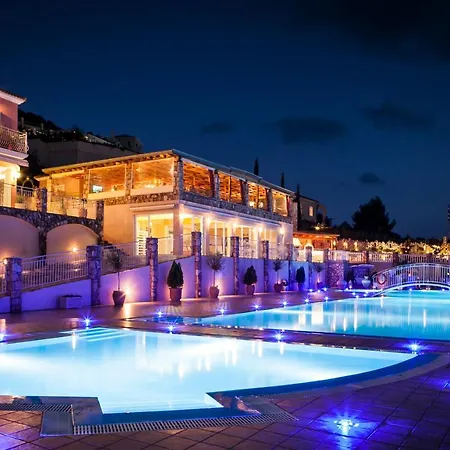 Dionysos Village Lägenhetshotell Lassi (Kefalonia)