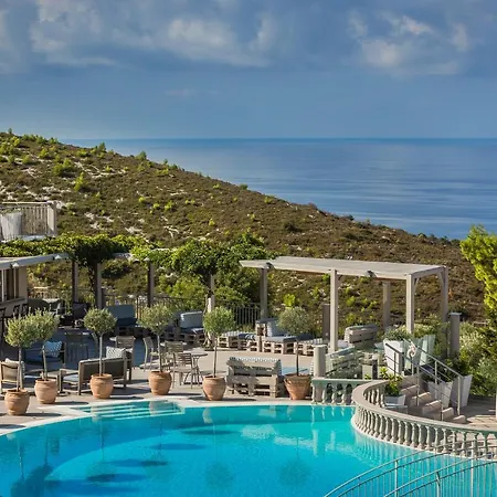 アパートホテル Dionysos Village